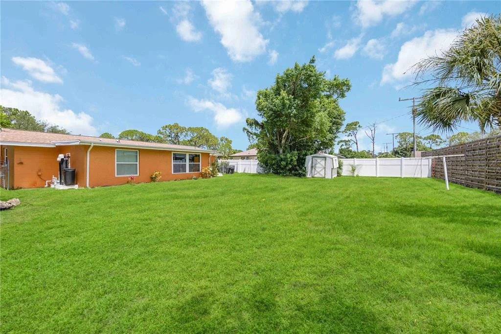 Photo of 3035 SHAMROCK DRIVE