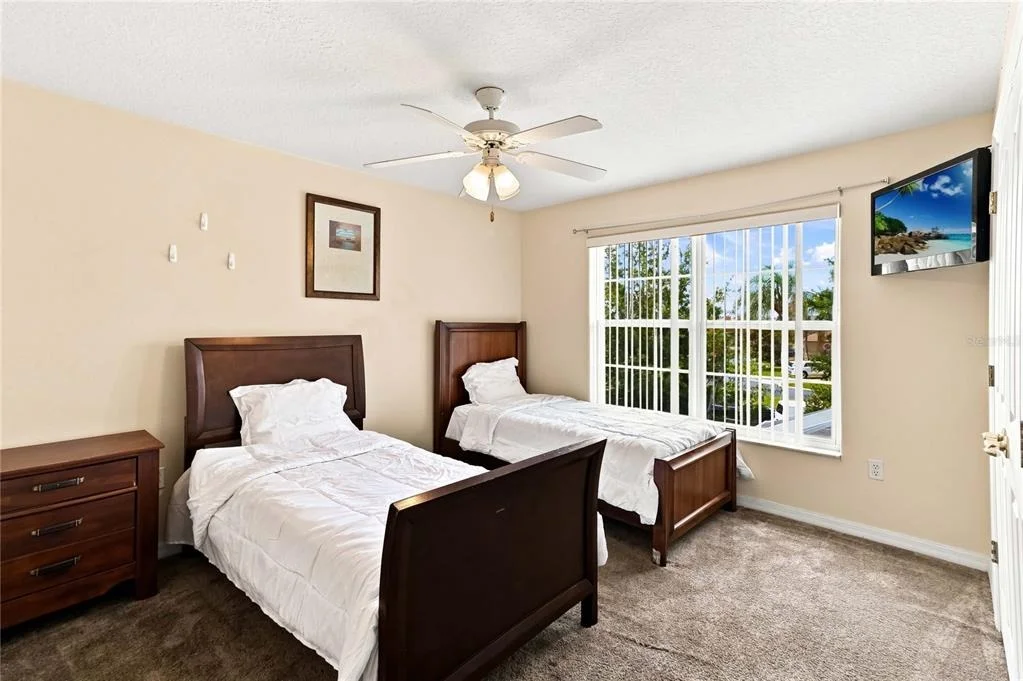 Photo of 426 VISTA LOOP