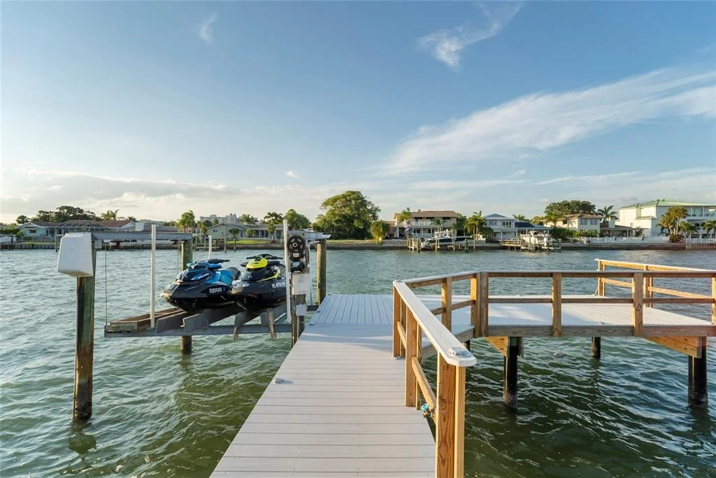 Photo of 227 HOWARD DRIVE