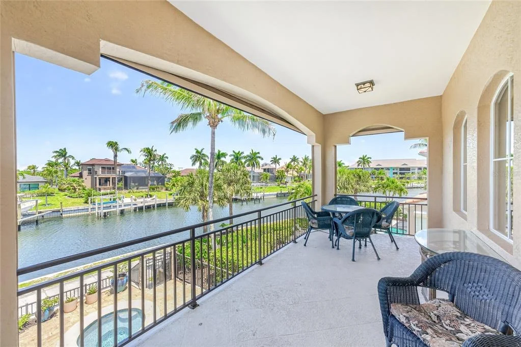 Photo of 3337 SUNSET KEY CIRCLE