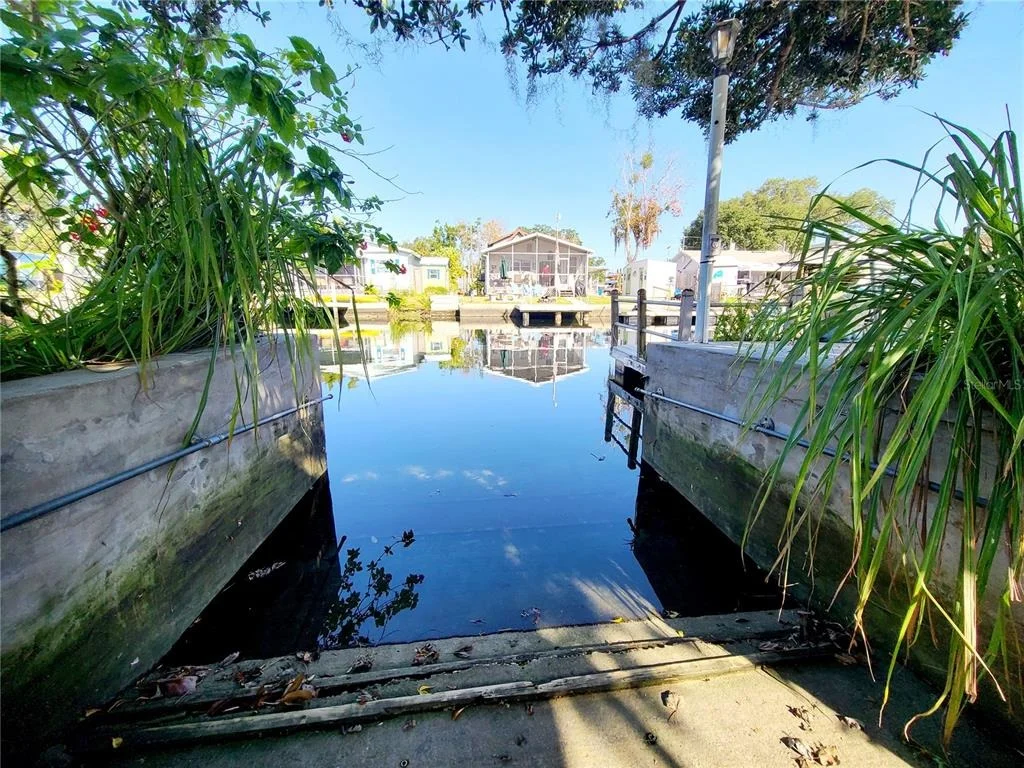 Photo of 5418 CIRCLE DRIVE