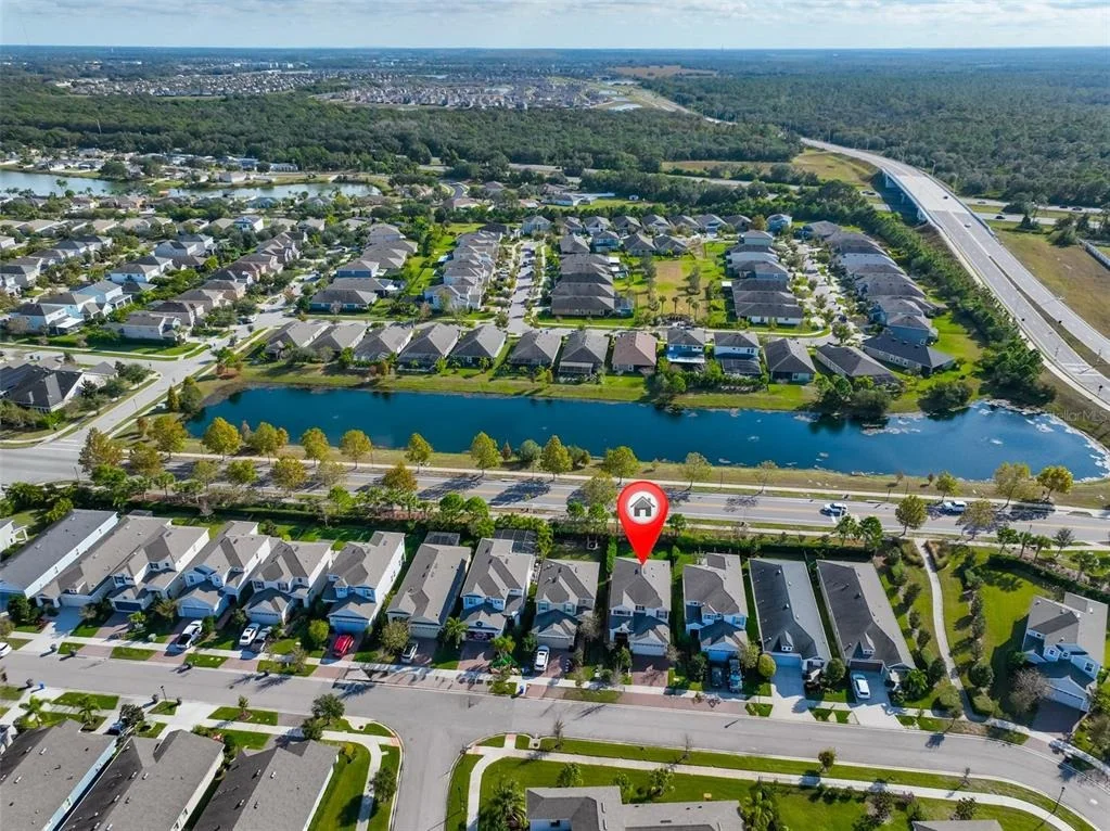 Photo of 6207 VOYAGERS PLACE