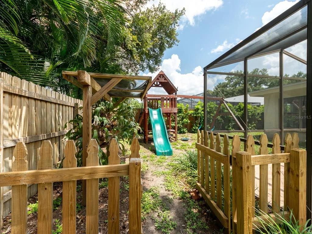 Photo of 1612 MIDNIGHT PASS WAY