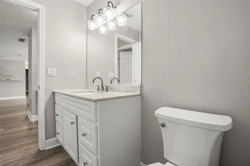 Photo of 5780 DEVON STREET