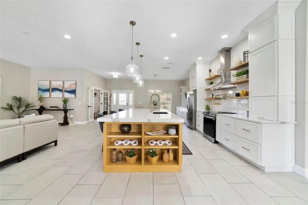 Photo of 1401 HIDDEN OAKS BEND