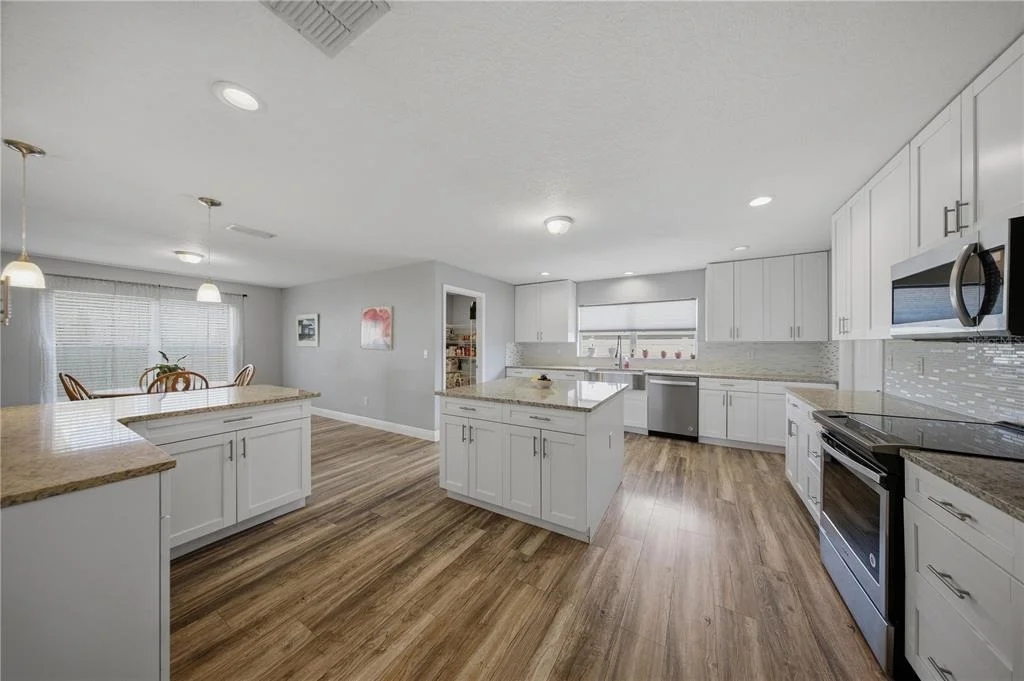 Photo of 6875 SE 11TH PLACE