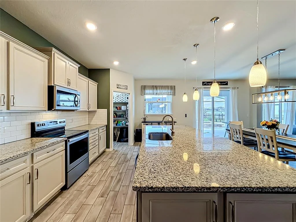 Photo of 2323 NUTHATCH STREET