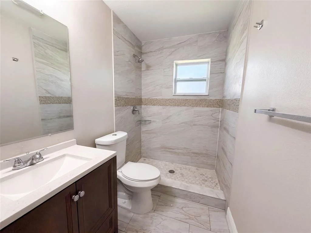Photo of 121 INWOOD CIRCLE