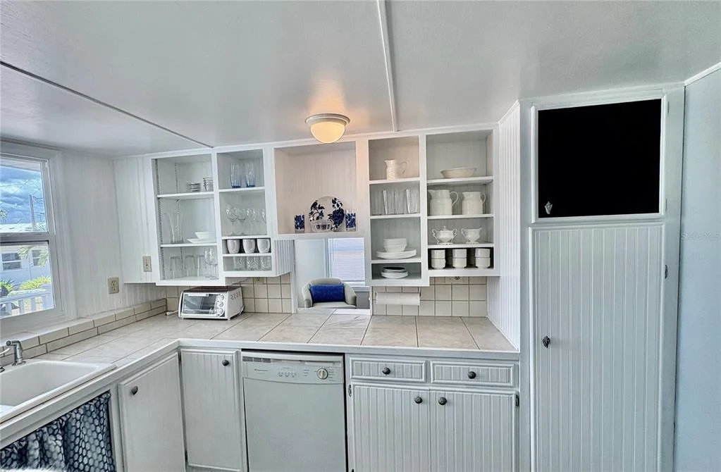 Photo of 603 S GREEN CIRCLE