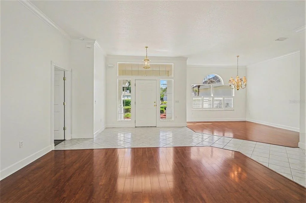 Photo of 8 FOX CLIFF WAY
