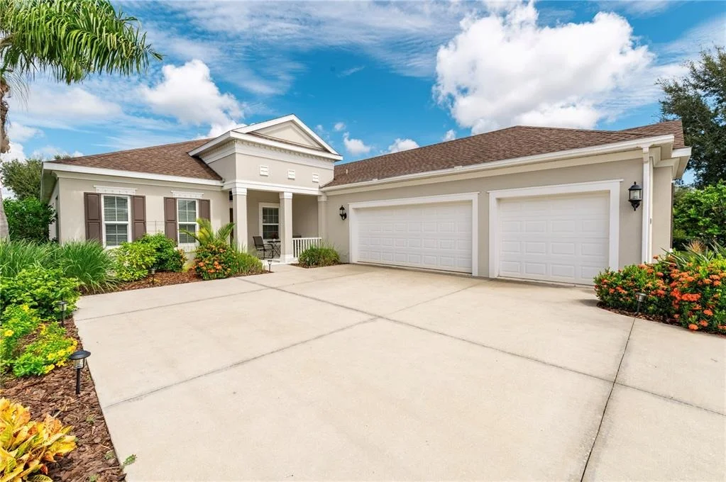 Photo of 1117 THORNBURY DRIVE