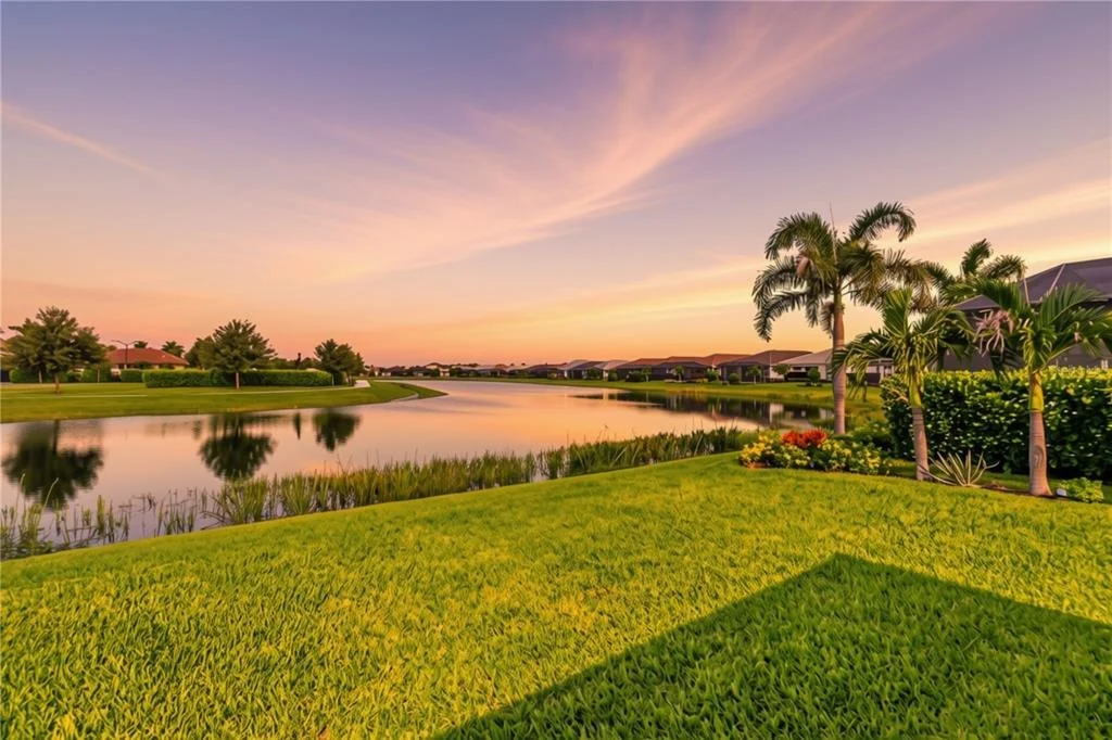 Photo of 4925 SURFSIDE CIRCLE