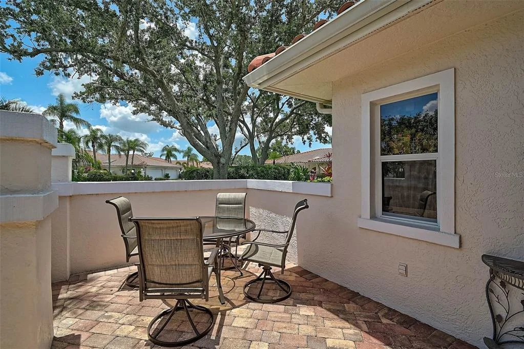 Photo of 7341 GOLF POINTE CIRCLE