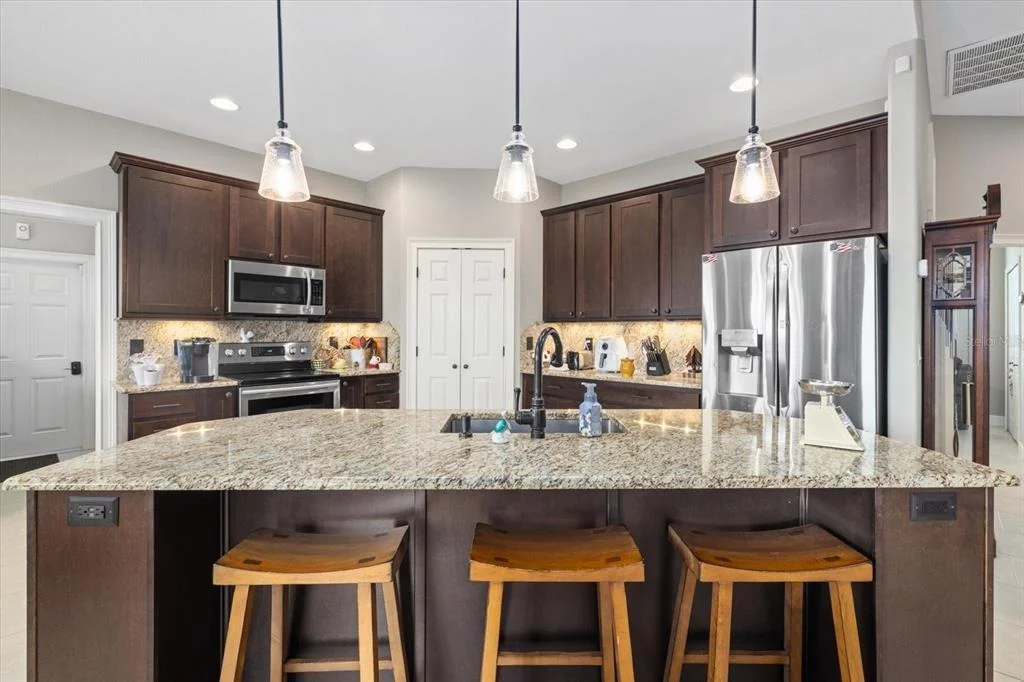 Photo of 731 ELDORADO DRIVE