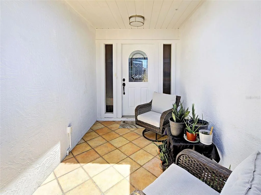 Photo of 20 IDLE SANDS DRIVE