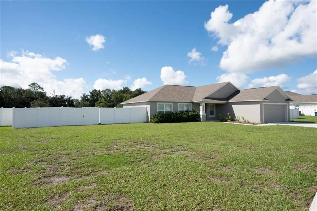 Photo of 912 LOCHLAND LOOP