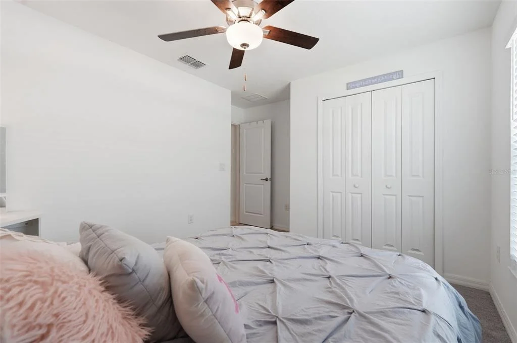 Photo of 1681 RED LOOP