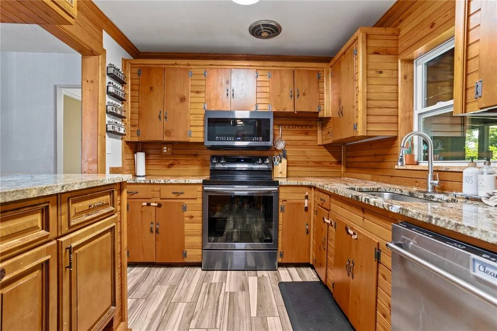 Photo of 6809 WILLOUGHBY LANE