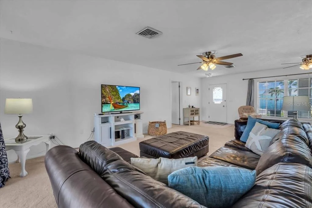 Photo of 3816 ROYAL PALM DRIVE