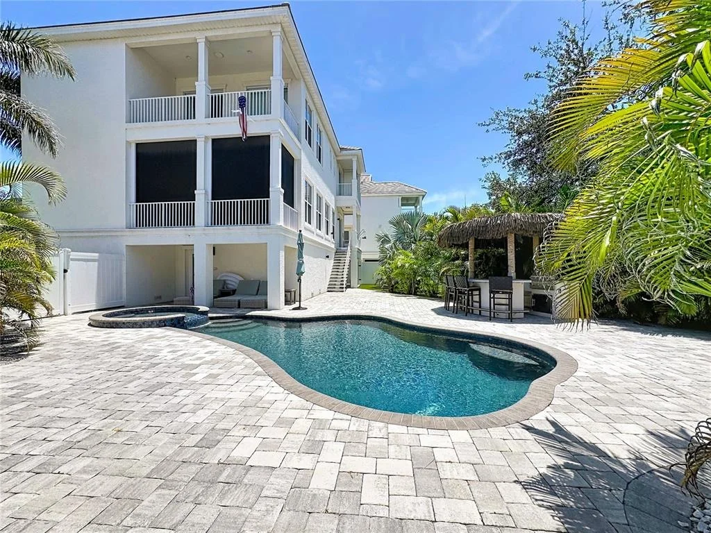 Photo of 6925 BOCHI CIRCLE