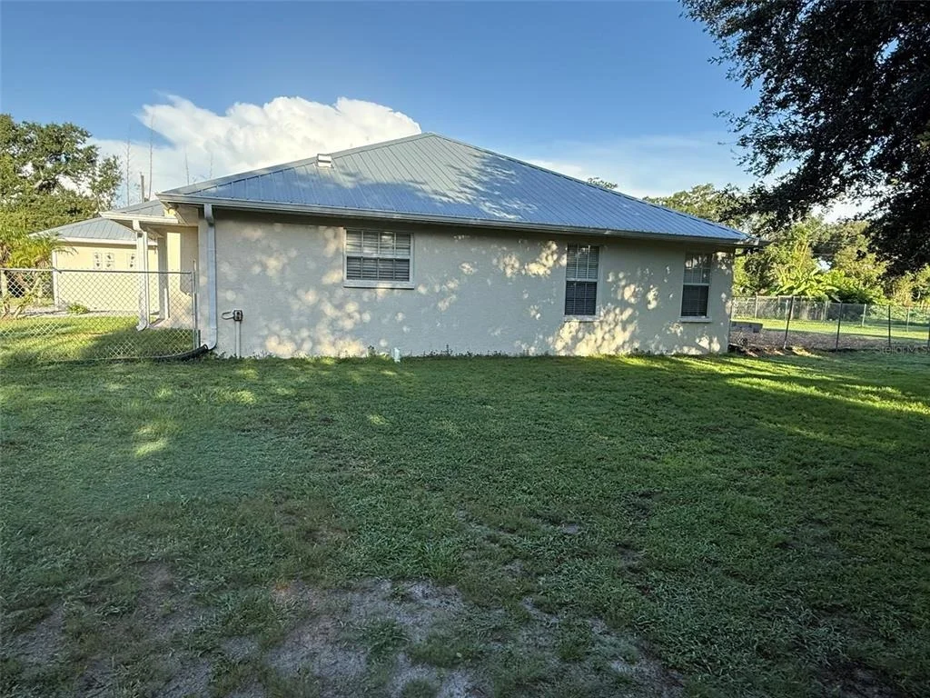 Photo of 1978 WOOTEN ROAD