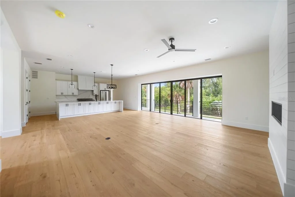 Photo of 626 BUTTONWOOD DRIVE
