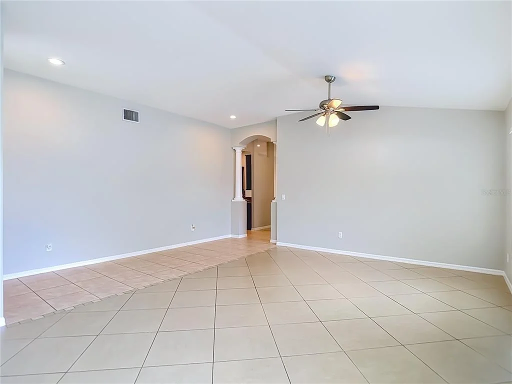 Photo of 805 LESA GLEN PLACE