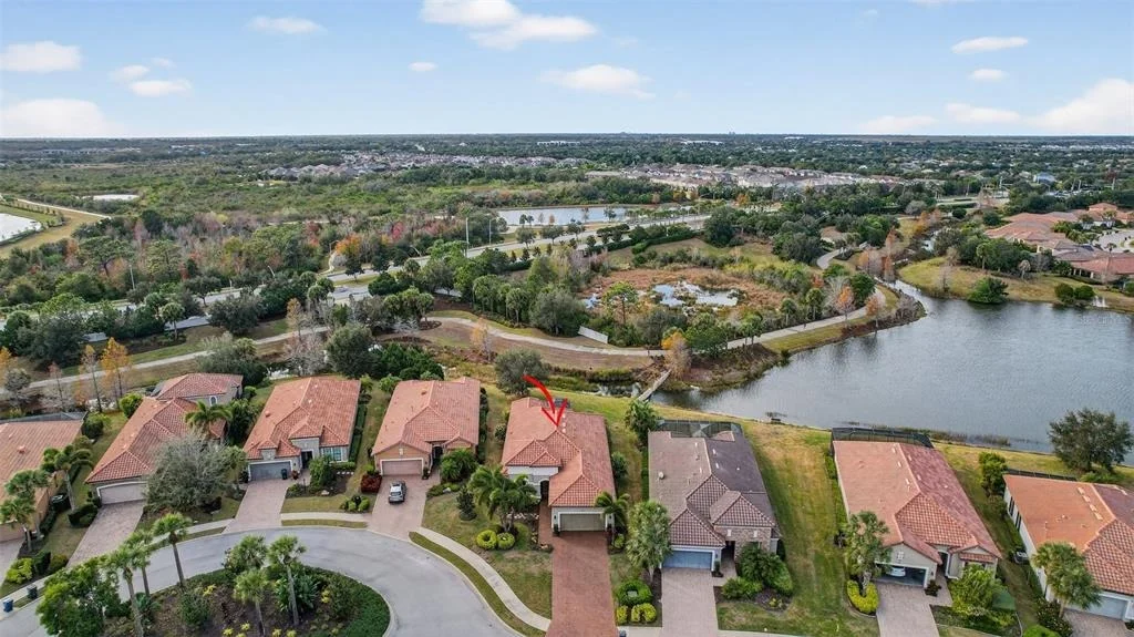 Photo of 12750 DEL CORSO LOOP