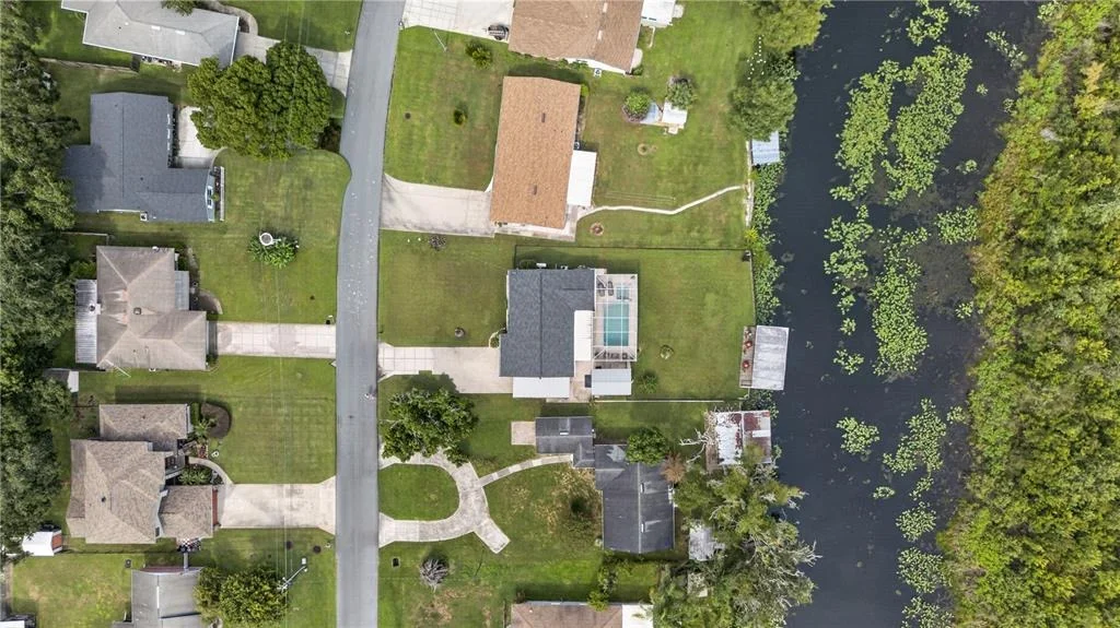 Photo of 28050 LOIS DRIVE