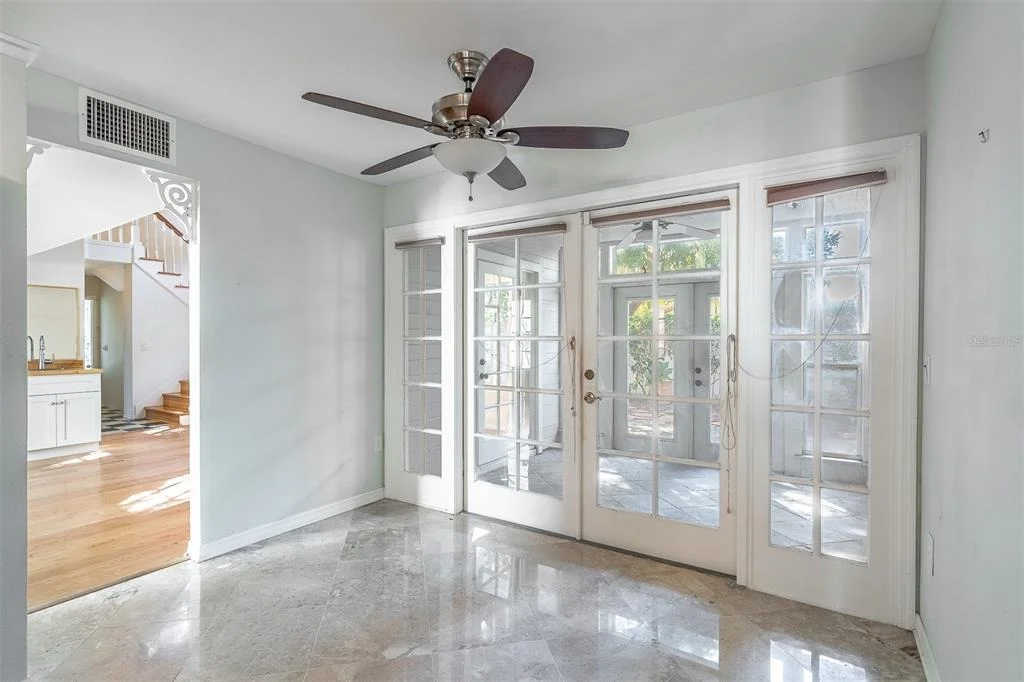 Photo of 472 MAYFAIR CIRCLE