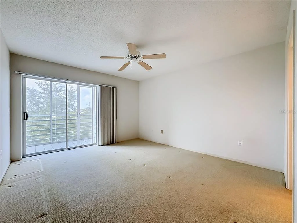 Photo of Unit 607 at 3740 PINEBROOK CIRCLE