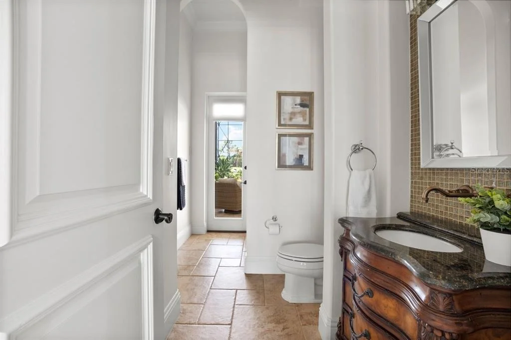 Photo of 1342 REDBOURNE LANE