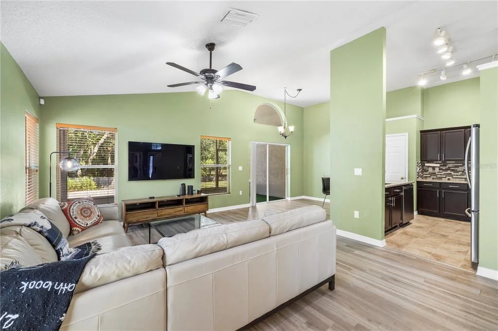 Photo of 10148 SOMERSBY DRIVE