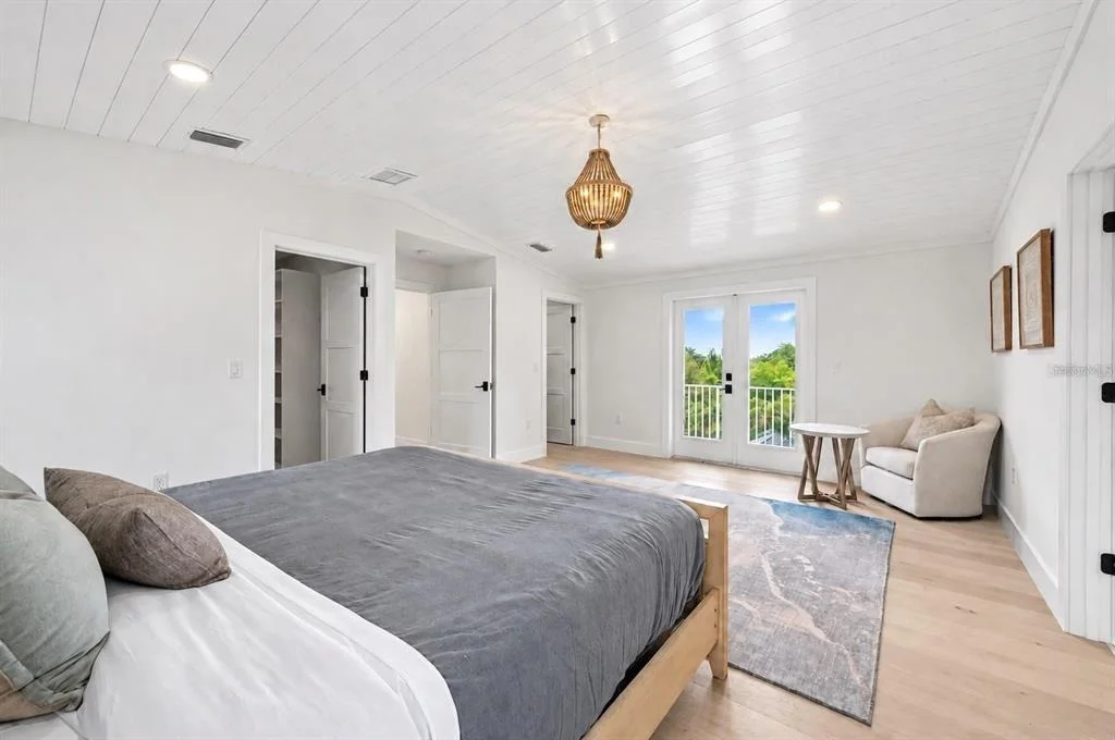 Photo of 1647 SIESTA DRIVE