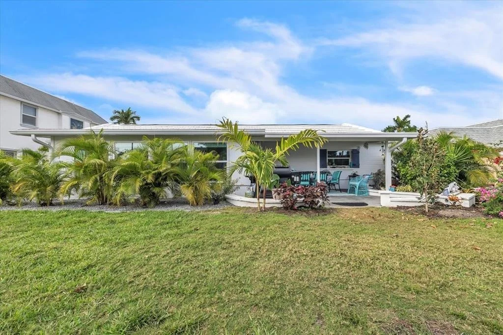 Photo of 904 INLET CIRCLE