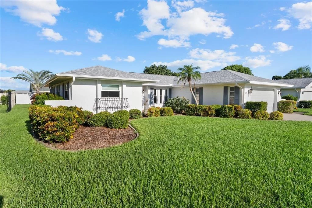 Photo of 1233 PINEBROOK WAY