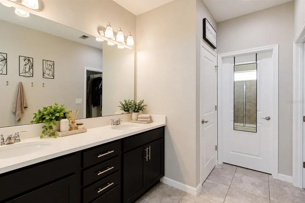 Photo of 16012 MICELLI DRIVE