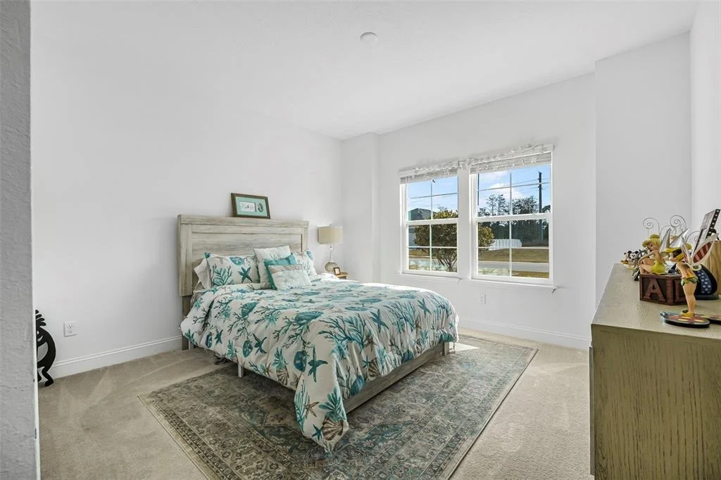 Photo of 2128 RAGLAN CIRCLE