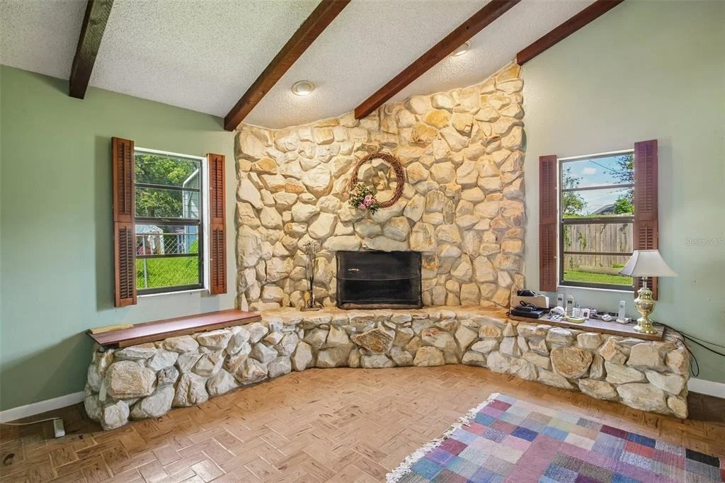Photo of 512 WHITE OAK AVENUE