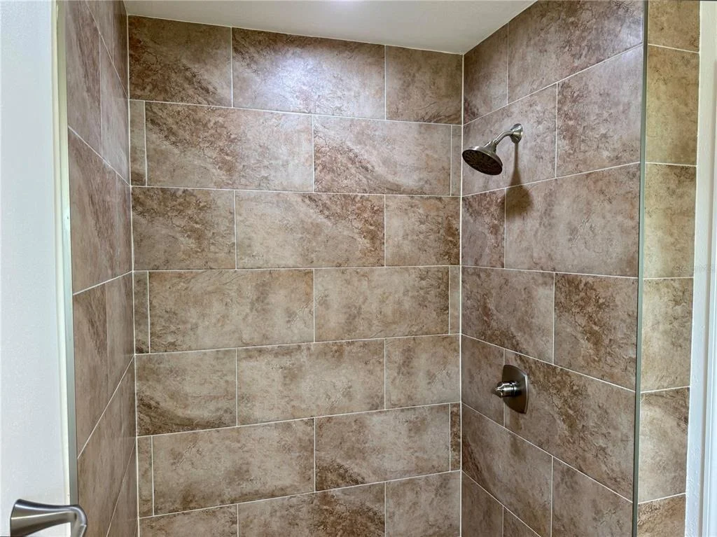 Photo of 902 OAKWOOD DRIVE