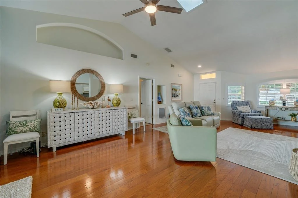 Photo of 30 EVANS DRIVE