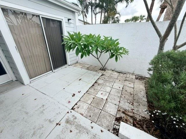 Photo of 950 WATERSIDE LANE