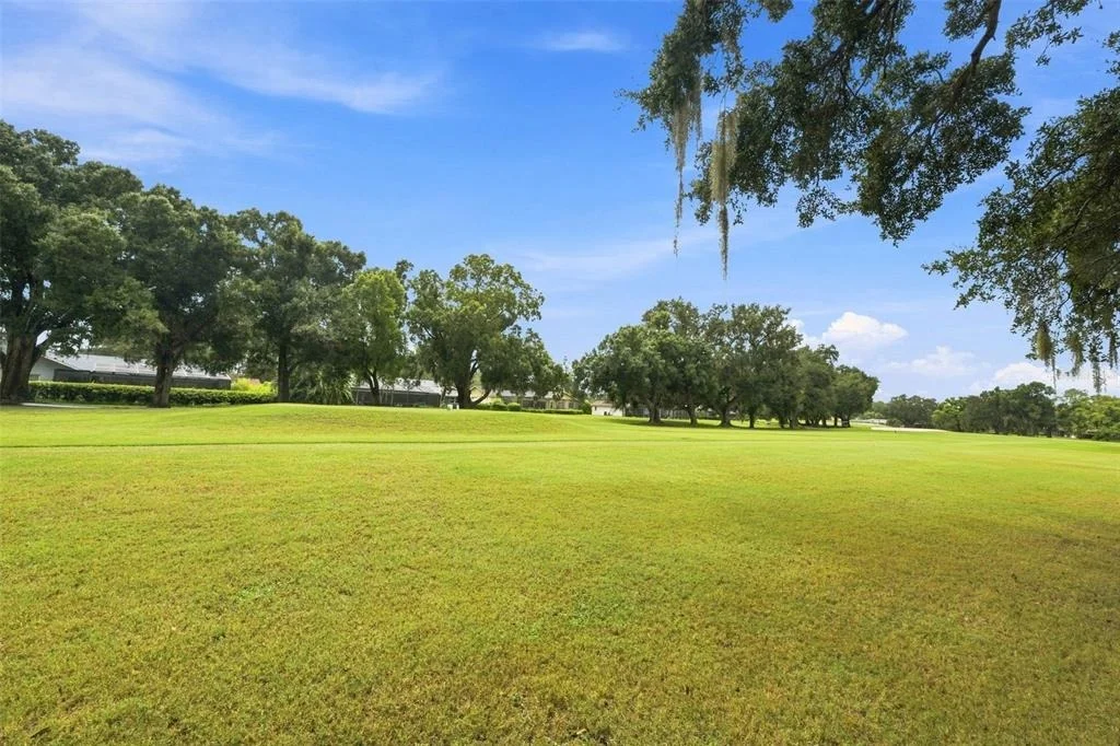 Photo of 550 PALMDALE DRIVE