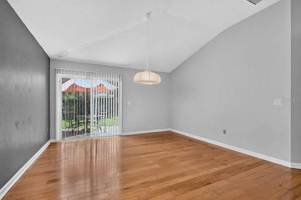Photo of 828 CRYSTAL SPRING WAY