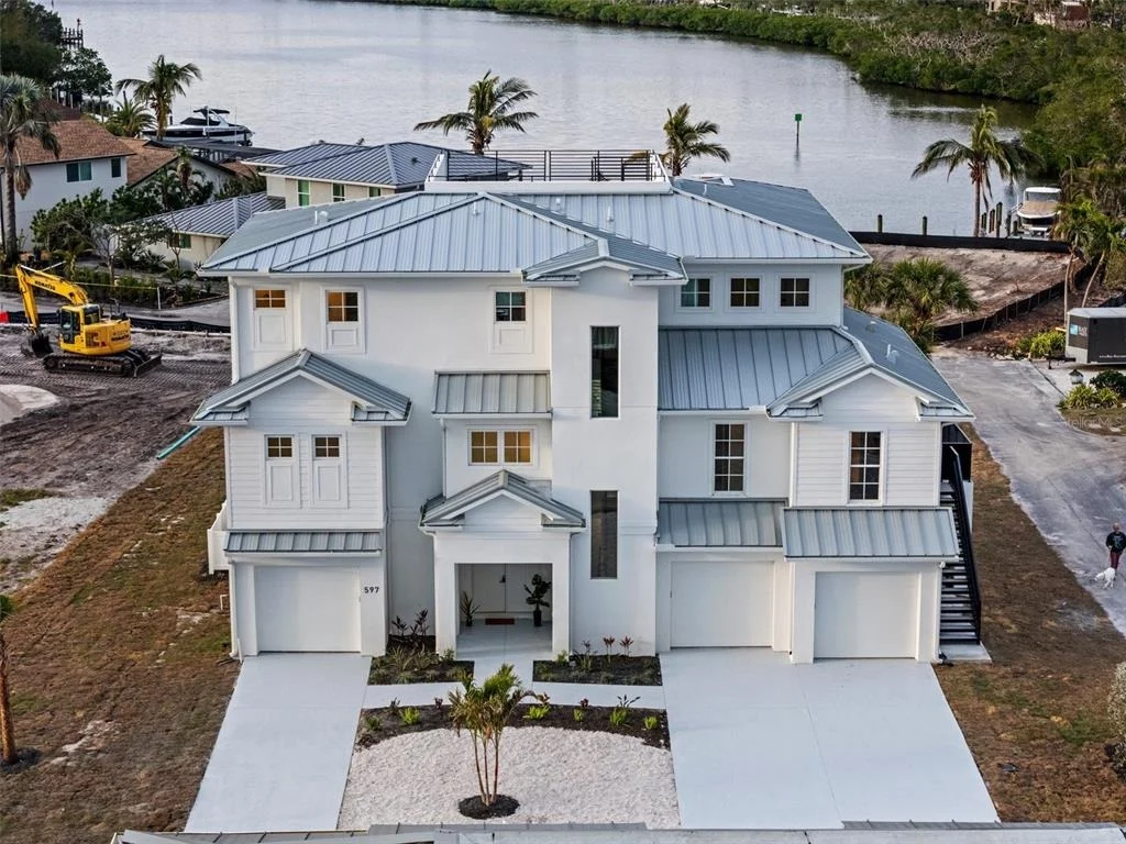 Photo of 597 BUTTONWOOD DRIVE