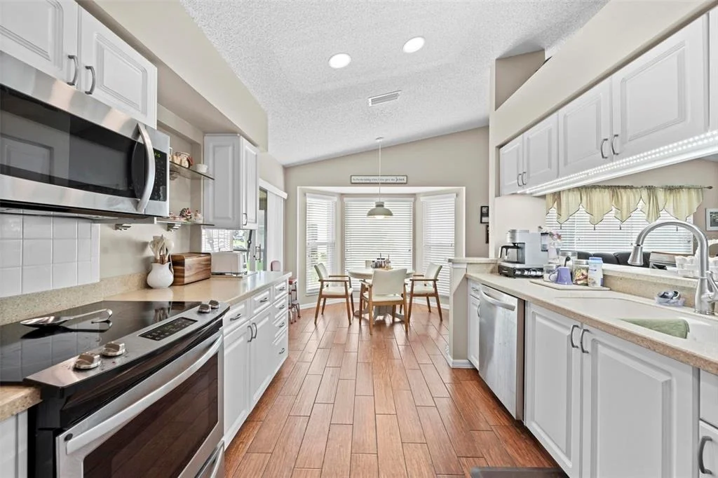 Photo of 2552 CRYSTAL LAKE DRIVE