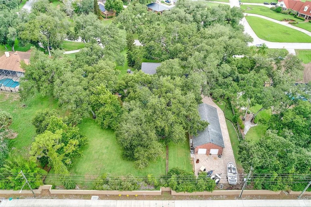Photo of 807 CENTERBROOK DRIVE