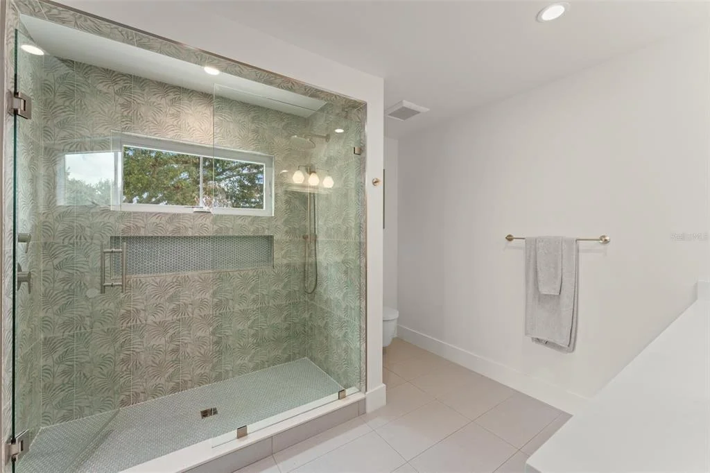 Photo of 13542 SUNSET LAKES CIRCLE