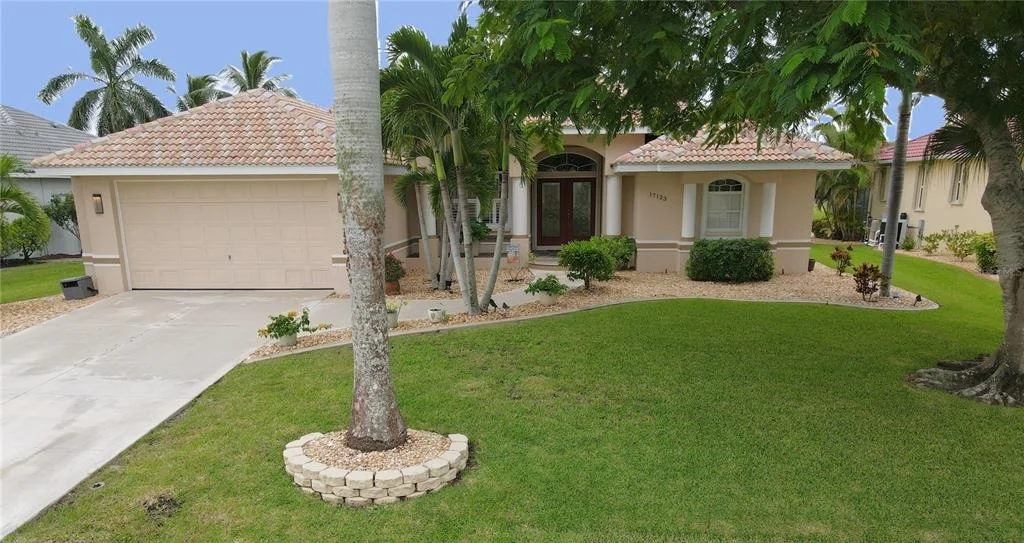 Photo of 17123 BARCREST LANE