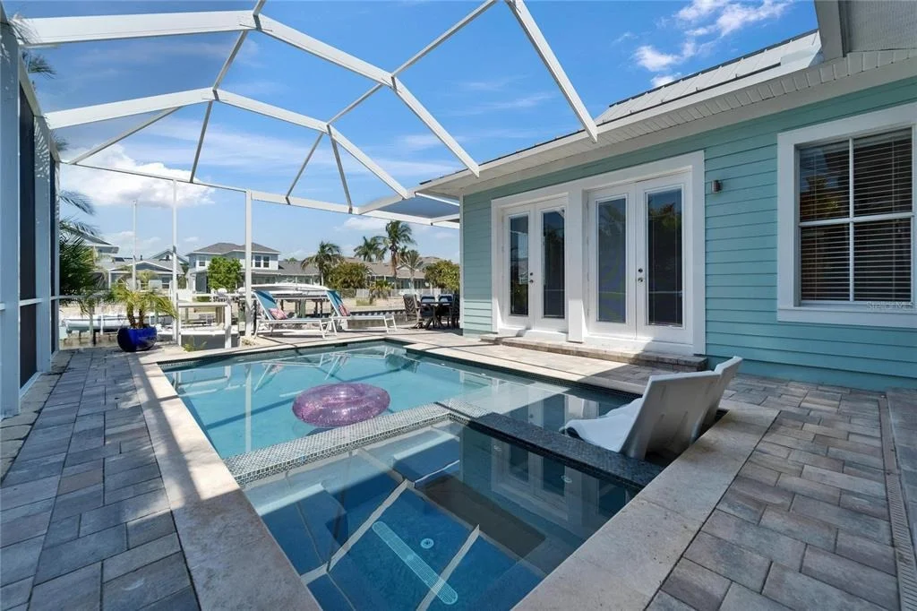 Photo of 426 ISLEBAY DRIVE